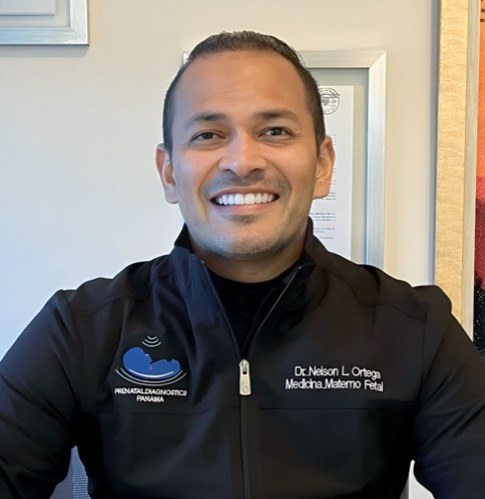Dr. Nelson Ortega de la Cruz